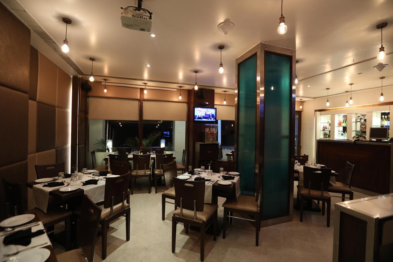 Citizen Hotel Мумбаї Екстер'єр фото
